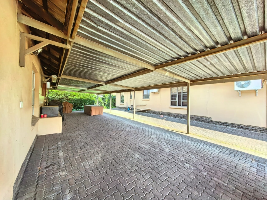 3 Bedroom Property for Sale in Vaalpark Free State